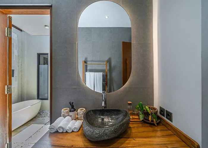 Villa St Lau - Signature 3br Hideaway In Ubud